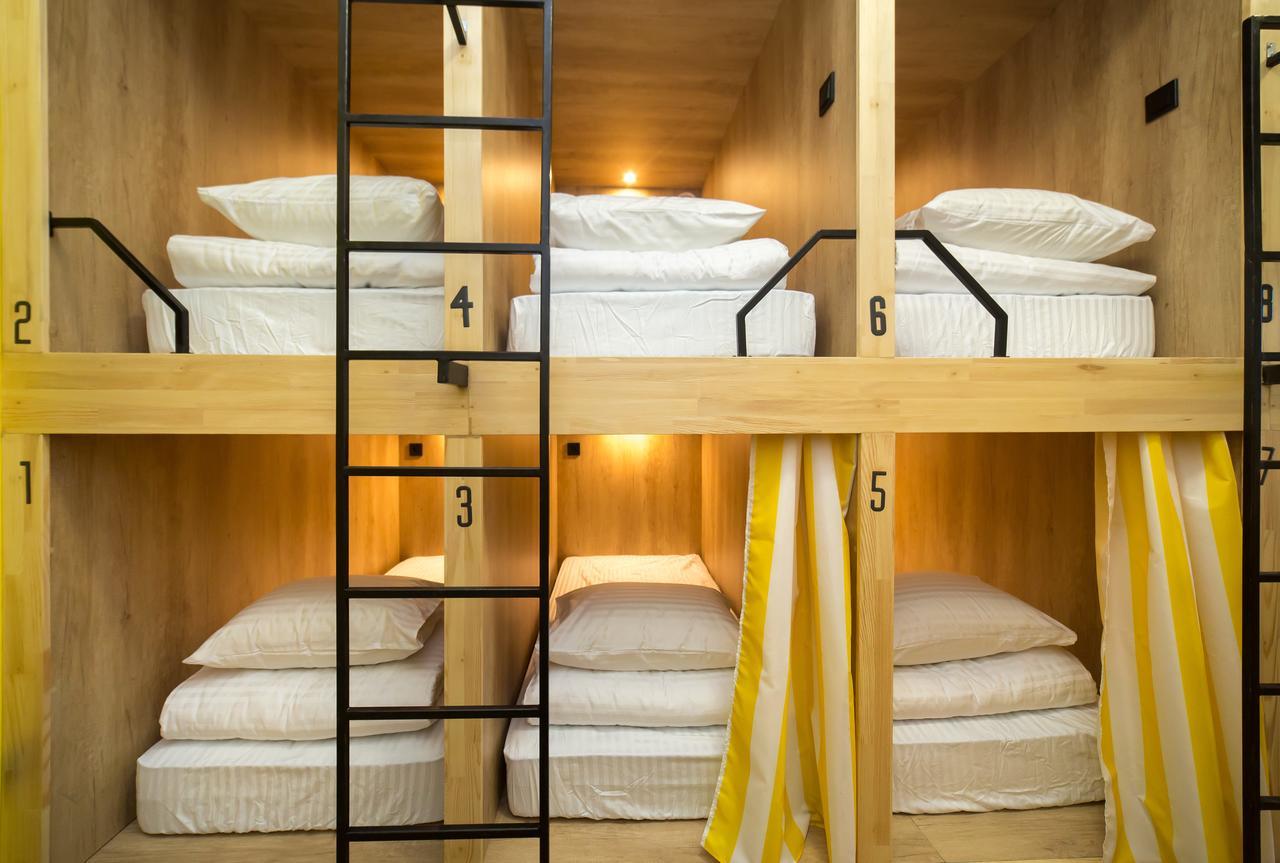 קייב Hotel Bee Station מראה חיצוני תמונה