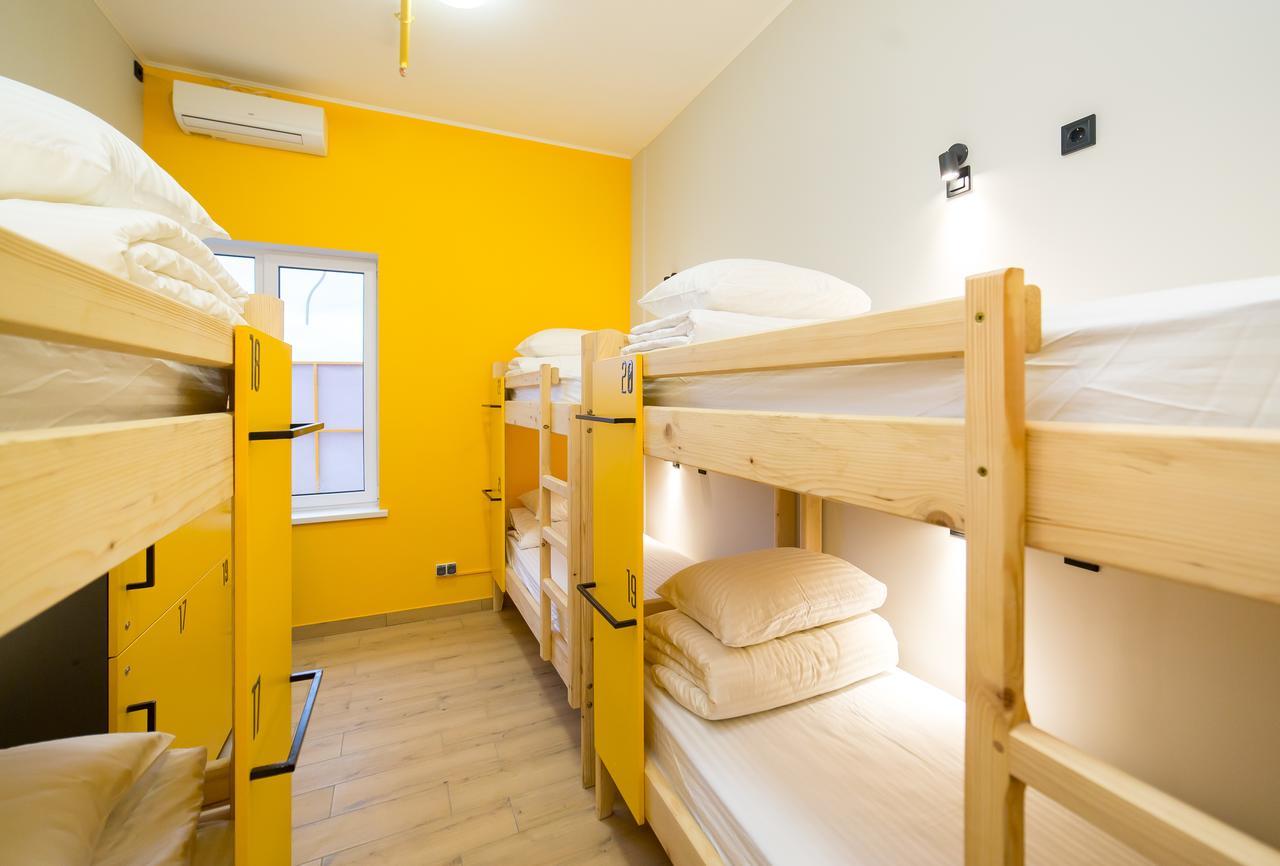 קייב Hotel Bee Station מראה חיצוני תמונה