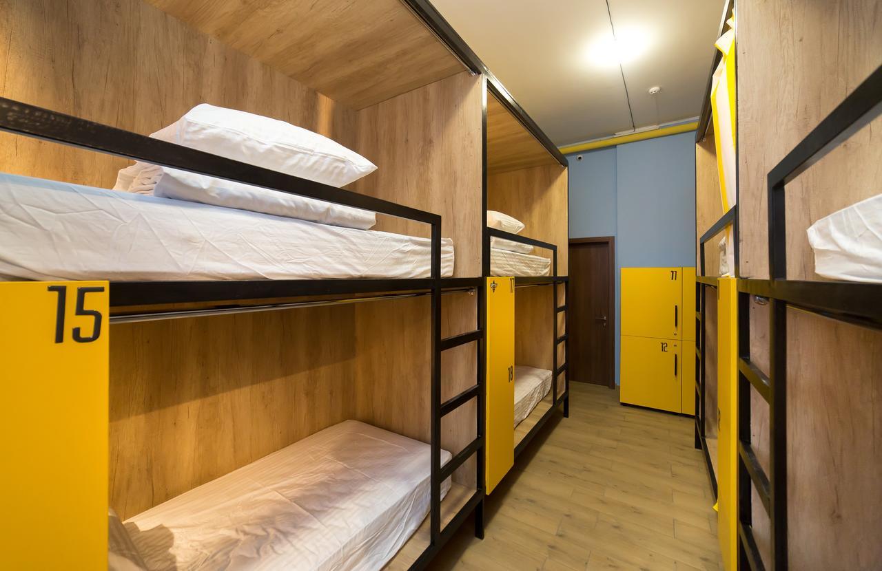קייב Hotel Bee Station מראה חיצוני תמונה