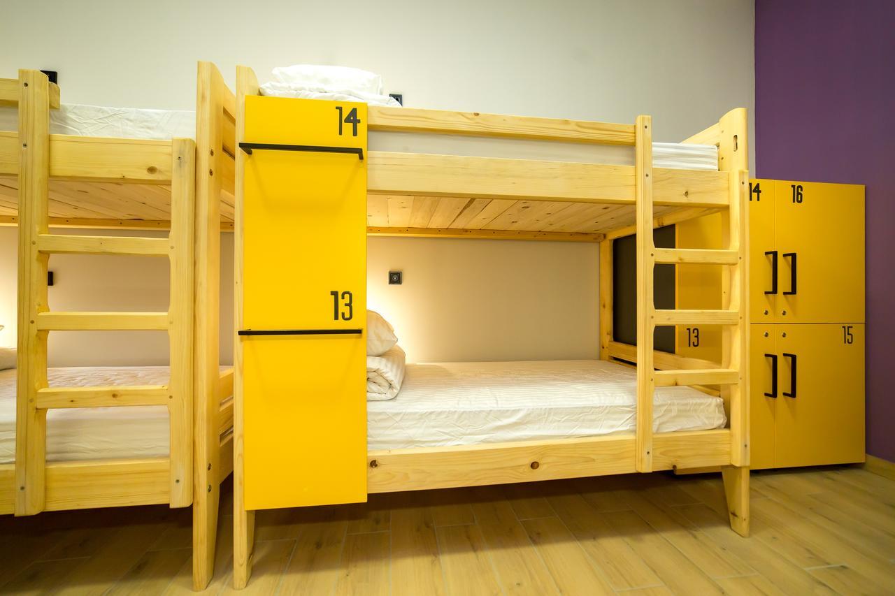 קייב Hotel Bee Station מראה חיצוני תמונה