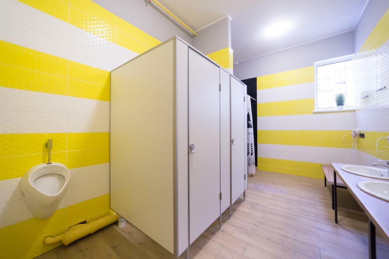 קייב Hotel Bee Station מראה חיצוני תמונה